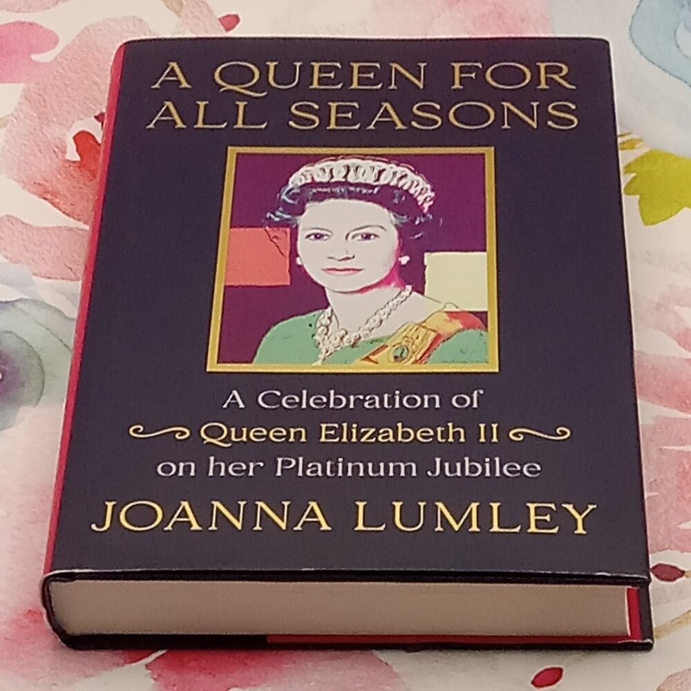 QUEEN ELIZABETH II Platinum Jubilee Celebration Joanna Lumley HC 2021 Royalty UK